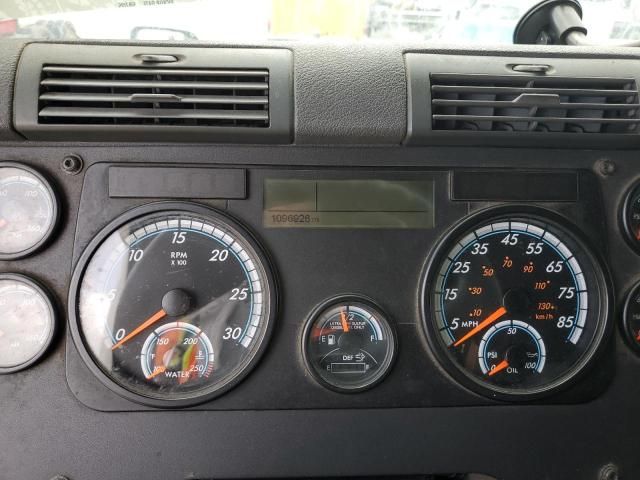 2016 Freightliner Cascadia 125