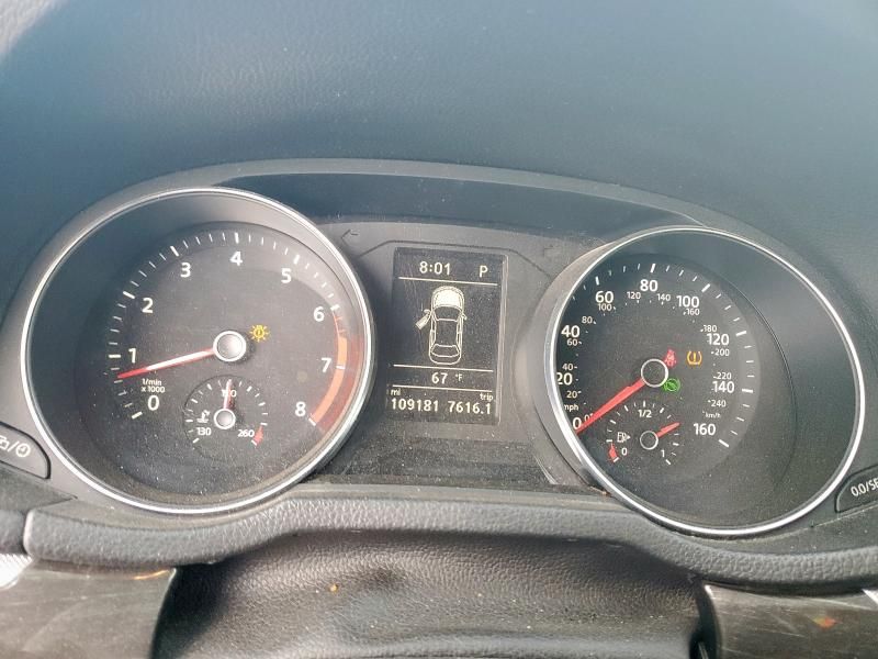 2018 Volkswagen Passat SE