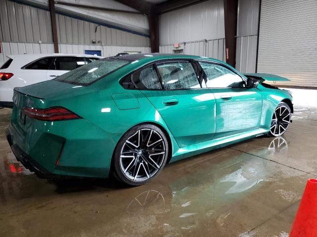 2025 BMW M5