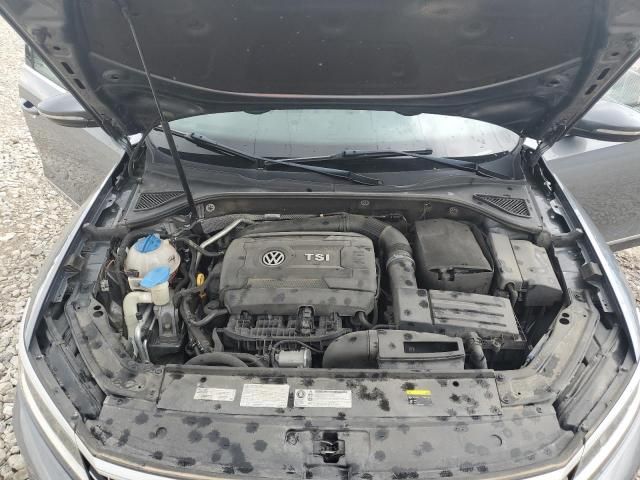 2017 Volkswagen Passat SE