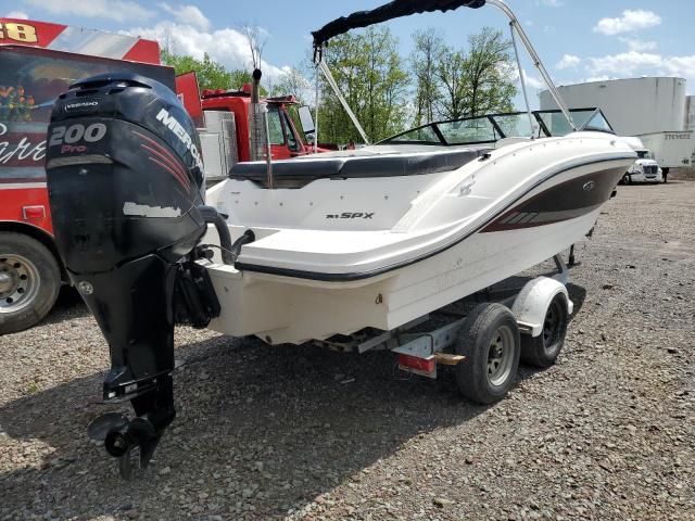 2016 Sea Ray Boat