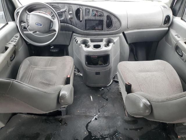 2004 Ford Econoline E150 Van