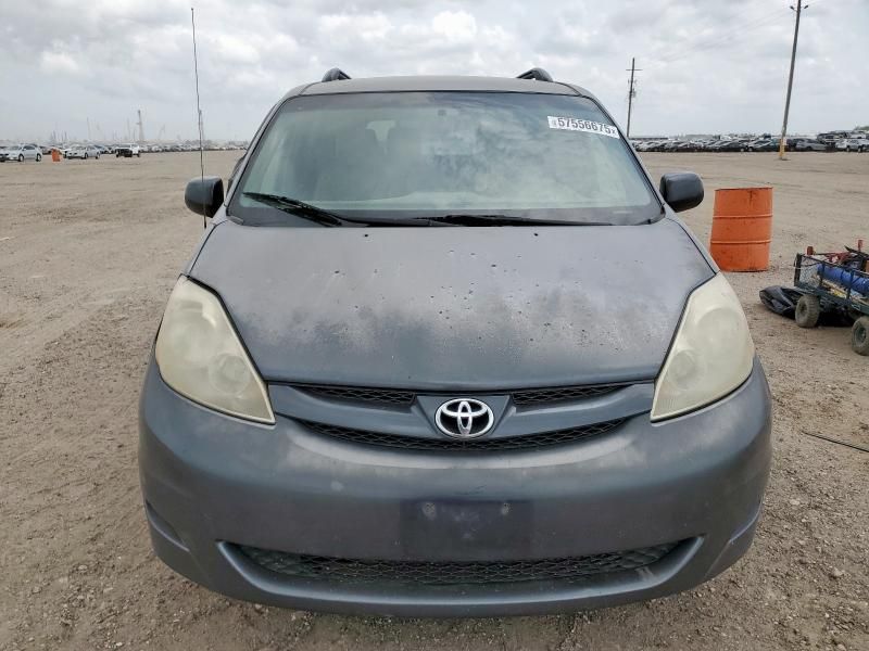 2008 Toyota Sienna CE