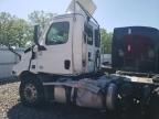 2023 Freightliner Cascadia 116 Semi Truck
