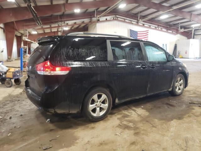 2011 Toyota Sienna LE