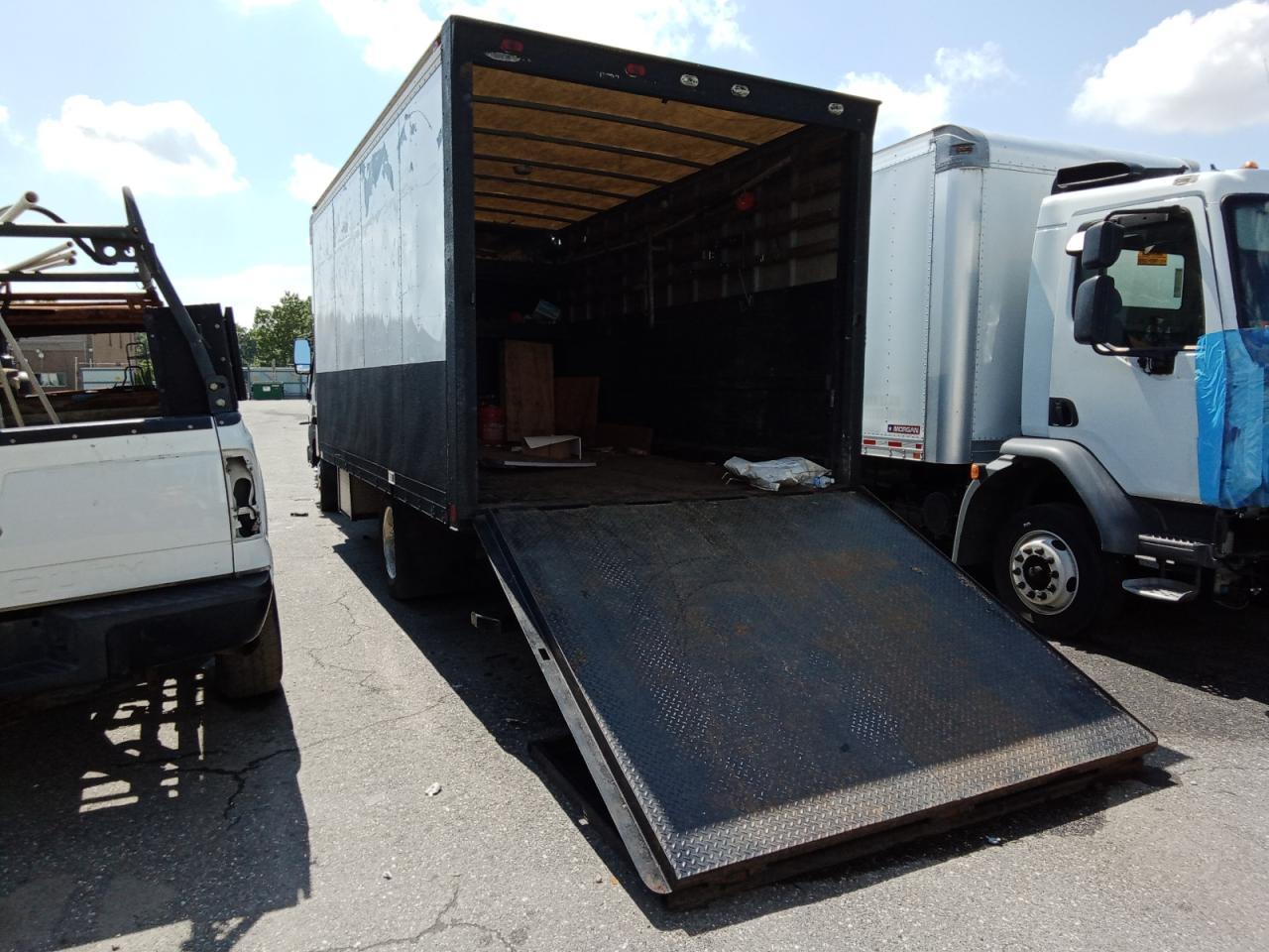 2004 GMC W4500 W45042