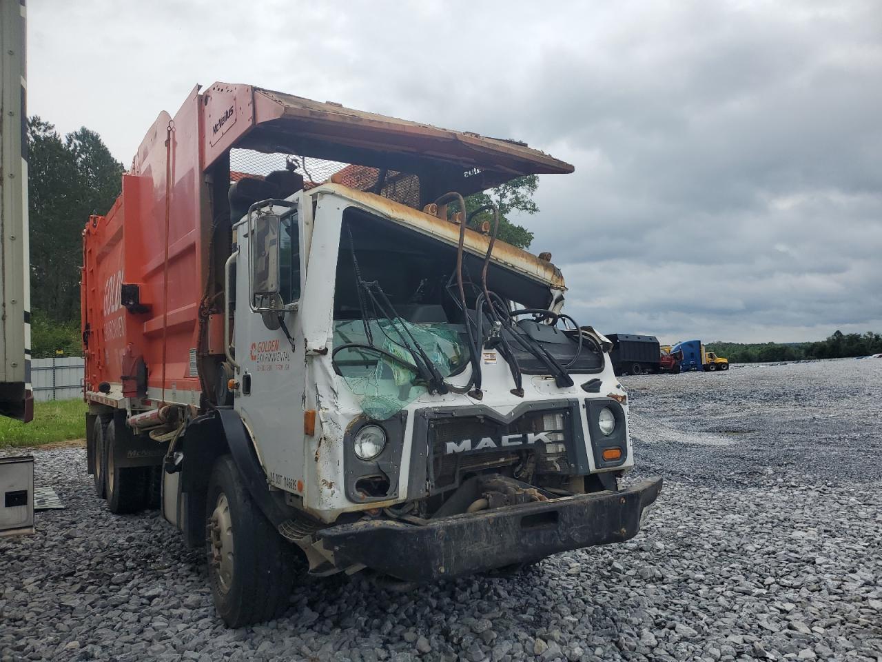 2023 Mack Terrapro Refuse Truck