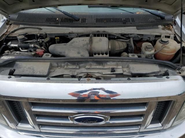2009 Ford Econoline E350 Super Duty Wagon
