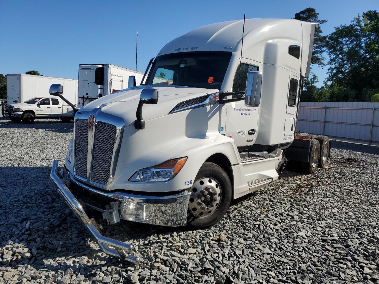 2025 Kenworth T680 Semi Truck