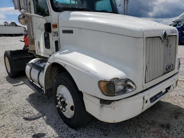 2001 International 9100I Semi Truck