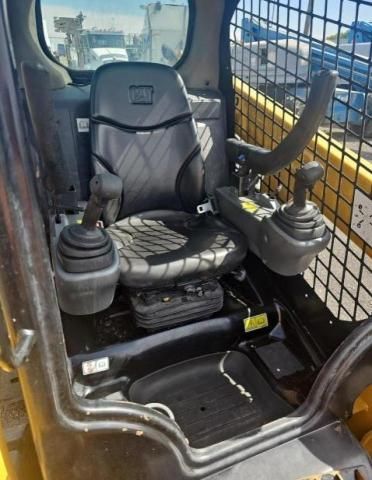 2017 Caterpillar 2017 Caterillar 226D