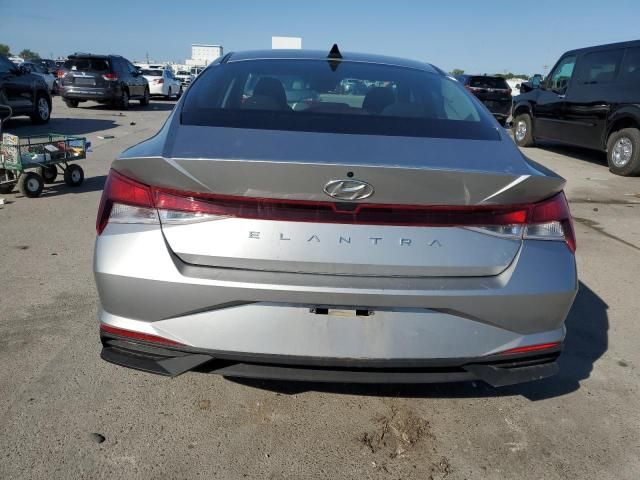 2023 Hyundai Elantra se