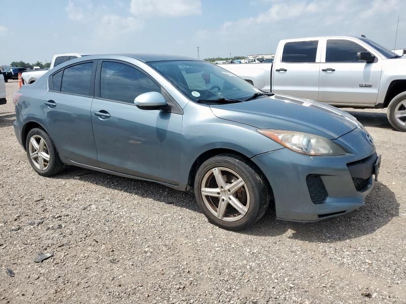 2013 Mazda 3 I
