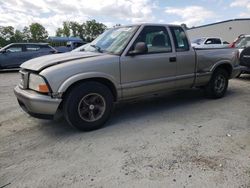 Salvage trucks for sale at Spartanburg, SC auction: 1998 GMC Sonoma