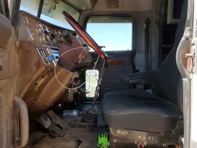 2008 Peterbilt 388 Semi Truck