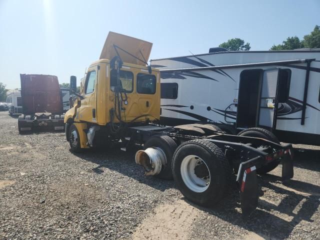 2024 Freightliner Cascadia 126 Semi Truck