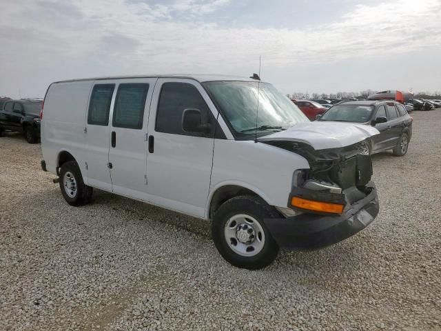 2020 Chevrolet Express G2500