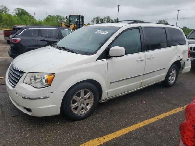 2010 Chrysler Town & Country Touring