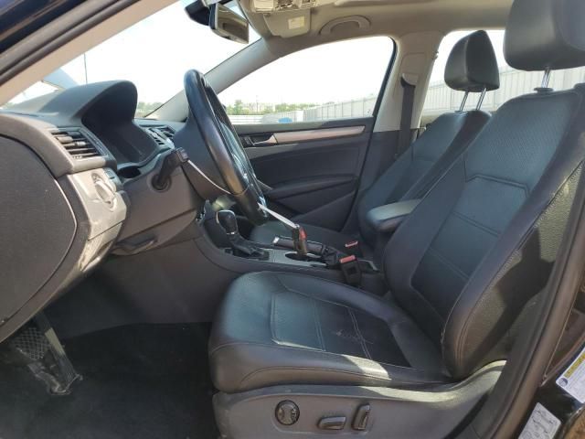 2014 Volkswagen Passat SE