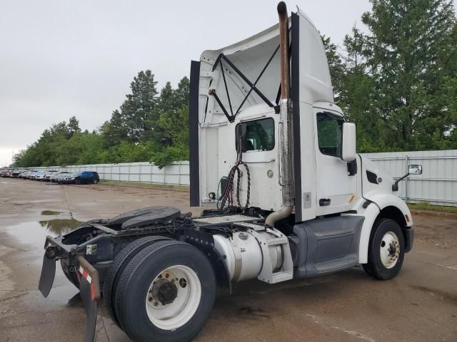 2019 Peterbilt 579 Semi Truck