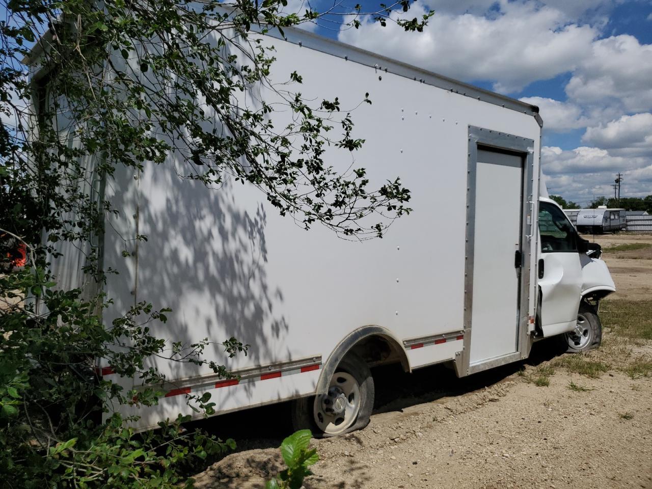 2022 Chev Rolet Express G3500