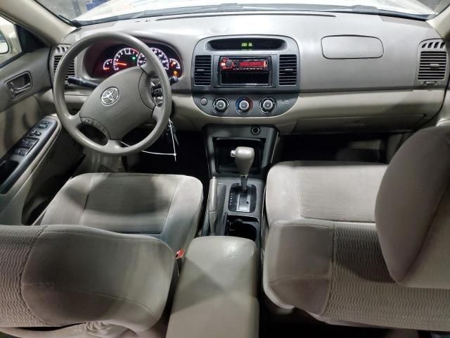 2005 Toyota Camry LE