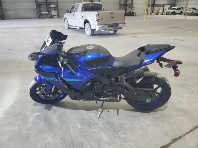 2024 Yamaha YZFR1
