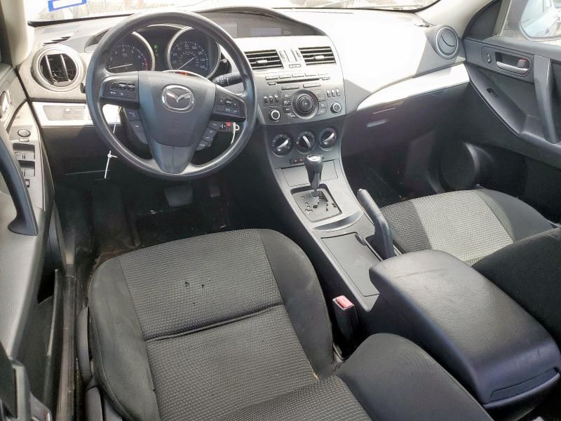 2013 Mazda 3 I