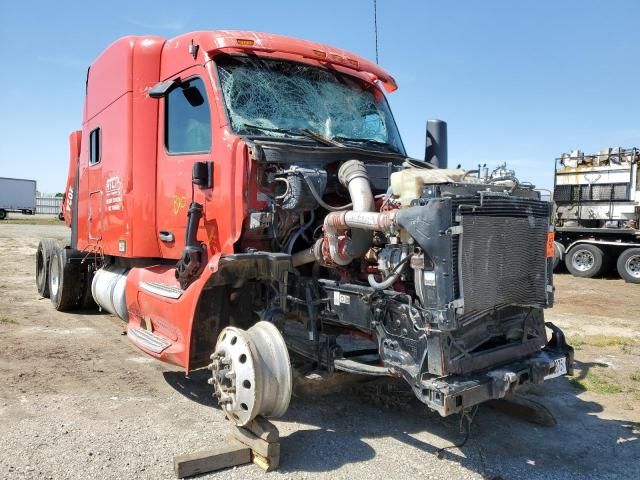 2017 Peterbilt 579 Semi Truck