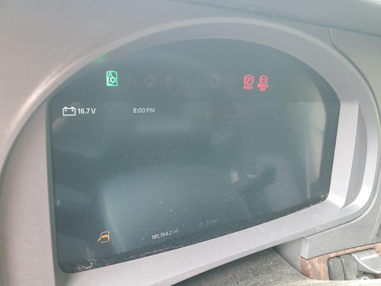 2024 Kenworth T680 Semi Truck