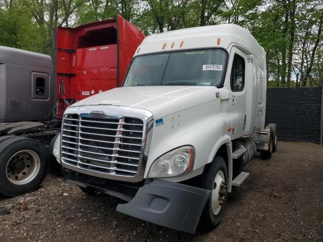 2017 Freightliner Cascadia 125 Semi Truck