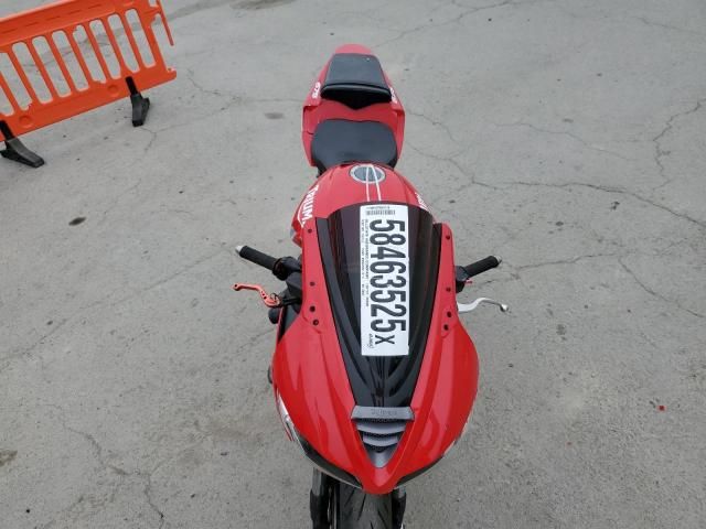 2011 Triumph Daytona 675
