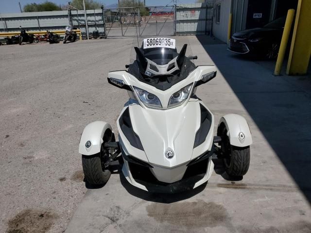 2014 Can-Am Spyder Roadster RT