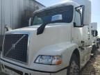 2016 Volvo VNM Semi Truck