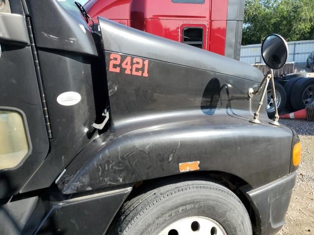 2010 Freightliner Century Class 120 Semi Truck