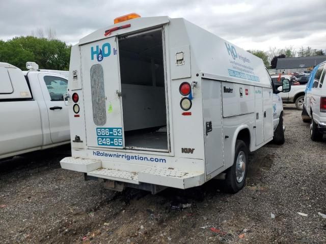 2007 Ford Econoline E350 Super Duty Cutaway Van