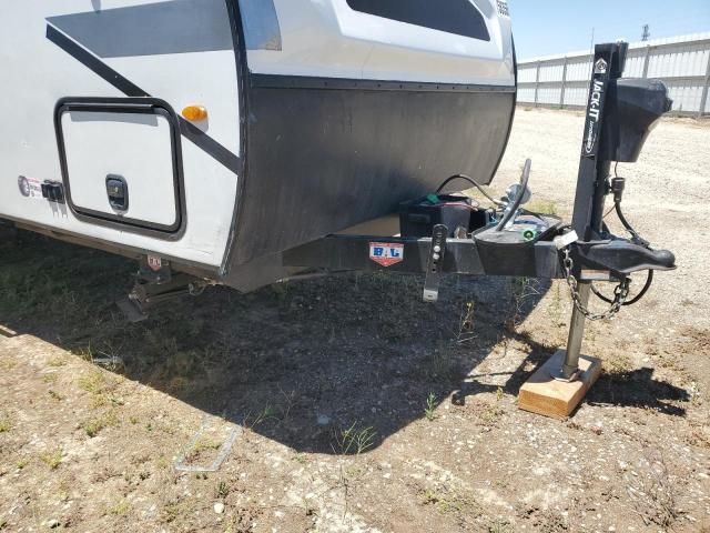 2022 Winnebago Minnie