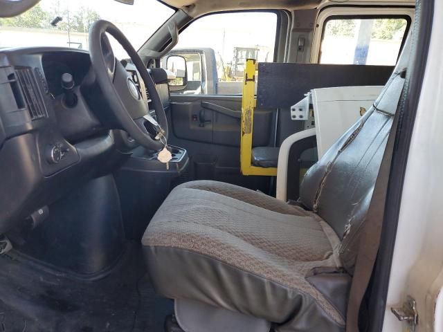 2017 Chevrolet Express G2500