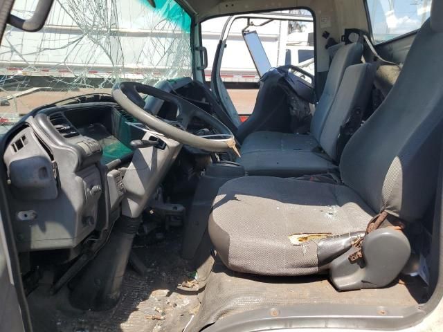 2004 Isuzu NPR