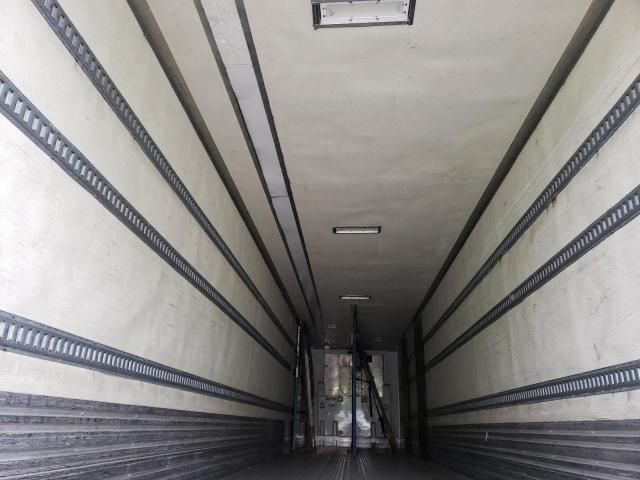 2012 Utility VS2RA Refrigerated Van Trailer