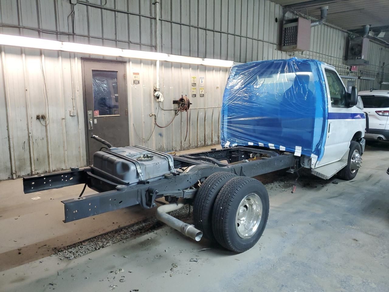 2024 Ford Econoline E350 Super Duty Cutaway Van