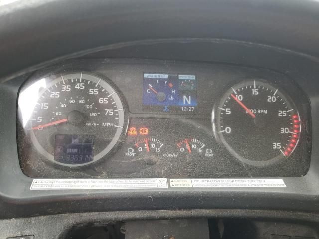 2015 Hino 258 268