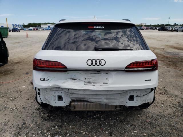 2022 Audi Q7 Premium Plus