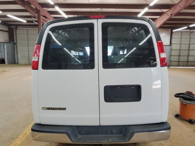2019 Chevrolet Express G2500