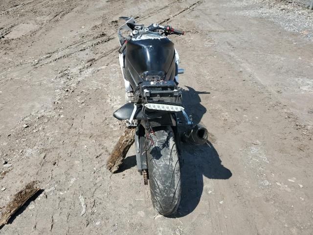 2003 Yamaha YZFR1