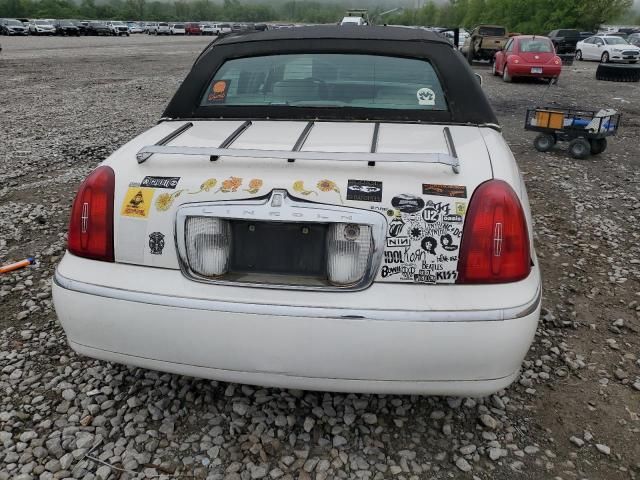 2001 Lincoln Townhouse Town car Executive