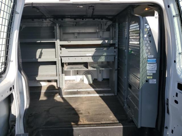 2016 Chevrolet Express G2500