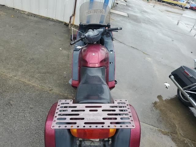 2002 Honda ST1100