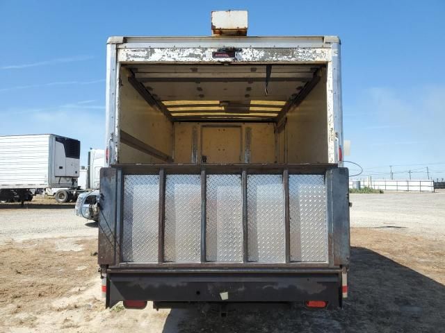2002 Ford Econoline E350 Super Duty Cutaway Van