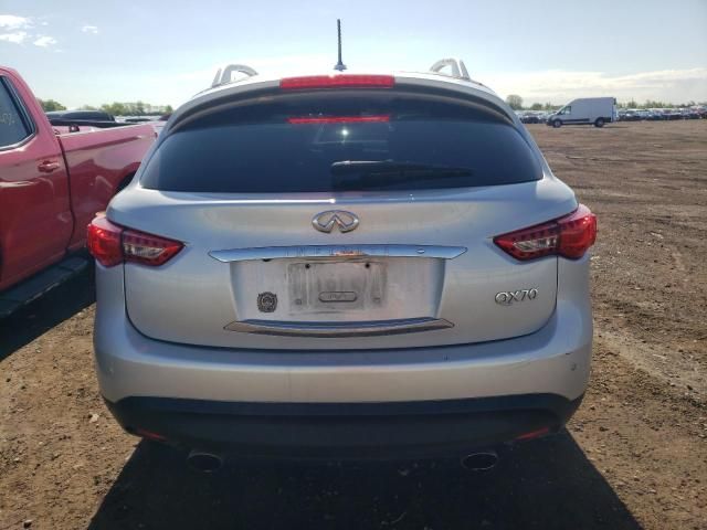 2016 Infiniti QX70